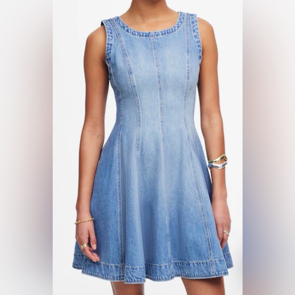 Madewell Dresses & Skirts - Madewell NWT Circle Mini Dress: Airy Denim
Edition size large
